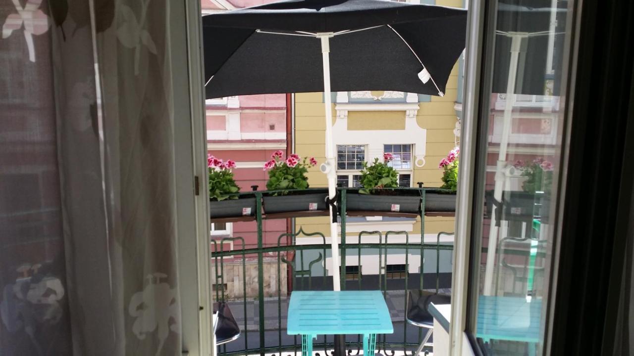 Holiday Apartments Karlovy Vary Ngoại thất bức ảnh