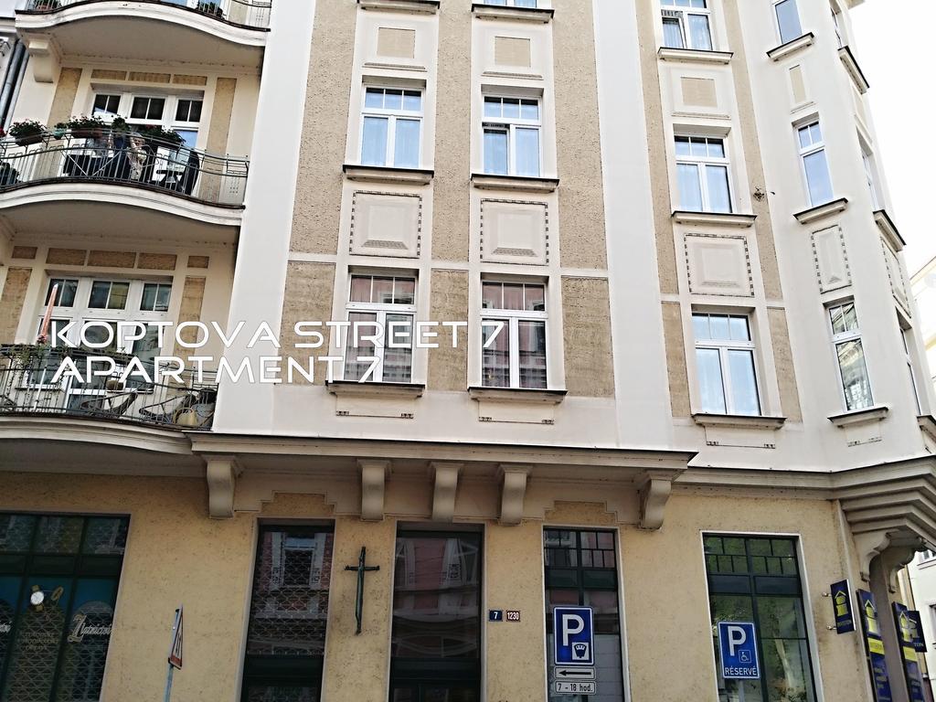 Holiday Apartments Karlovy Vary Ngoại thất bức ảnh